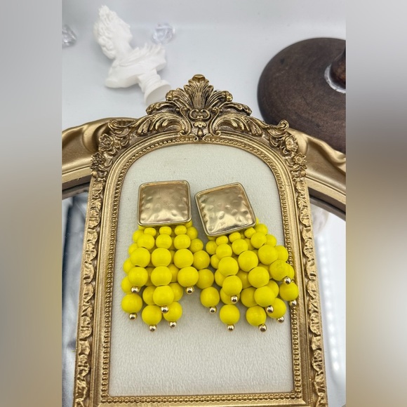 Zara Bold Yellow Beaded Statement Earrings with Gold Hammered Tops - Picture 9 of 9